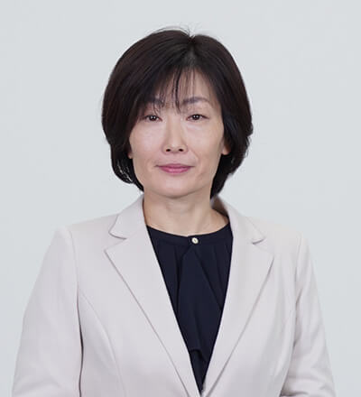 越納　美和